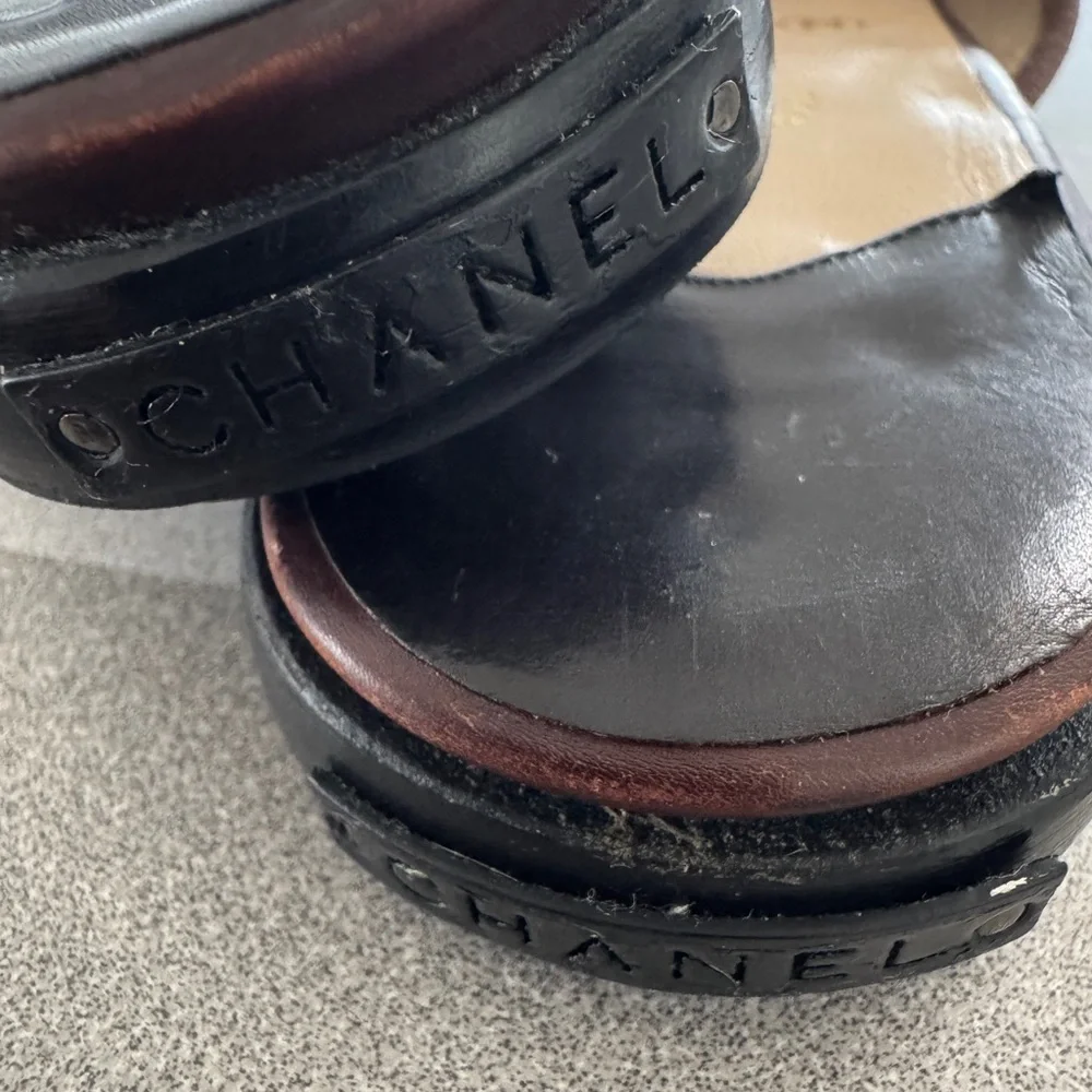 CHANEL Women's Two-Tone Brown and Black Ballerina Slides - Picture 4 of 8